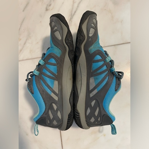 Merrell, Size 9, Sea Shore, hiking shoe, outdoor active grippy comfortable wide - Picture 7 of 10